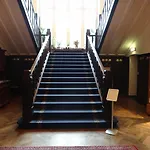 Schlosshotel 4*