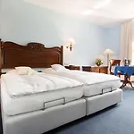 Hotel Schlosshotel 4*