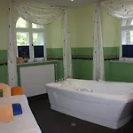 Schlosshotel Hotel Ralswiek