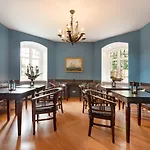 Hotel Schlosshotel 4*