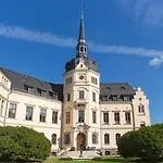 Schlosshotel Hotel Ralswiek