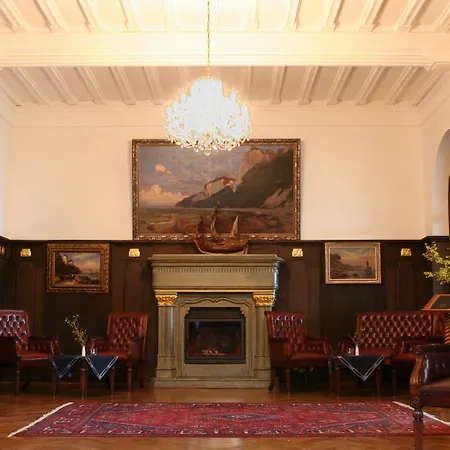 Schlosshotel ראלסוויק