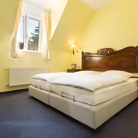 Schlosshotel