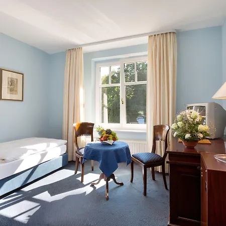 Schlosshotel ראלסוויק