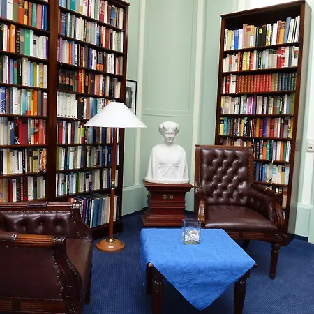 Schlosshotel 4* رالسفيك