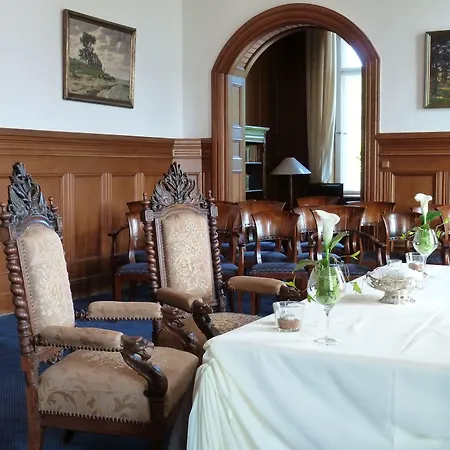 מלון Schlosshotel