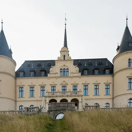 Schlosshotel رالسفيك