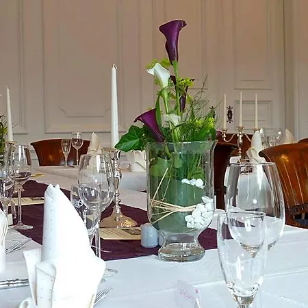 Schlosshotel 4*