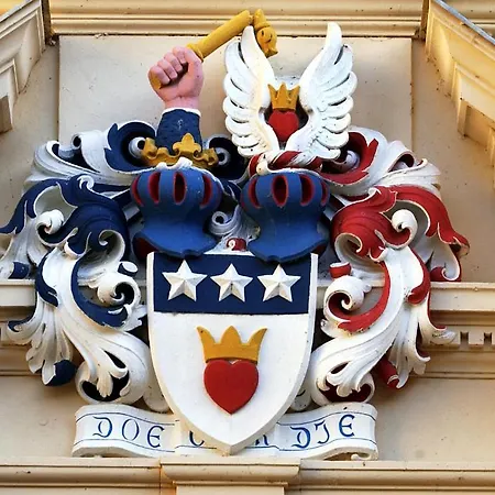 Schlosshotel فندق 4*