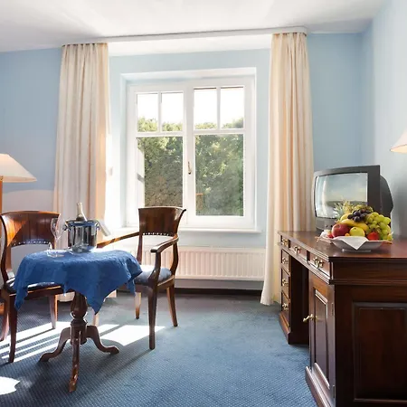 Schlosshotel Hotel