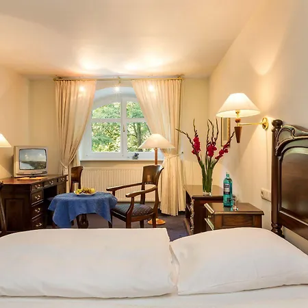 Schlosshotel 4* Ralswiek