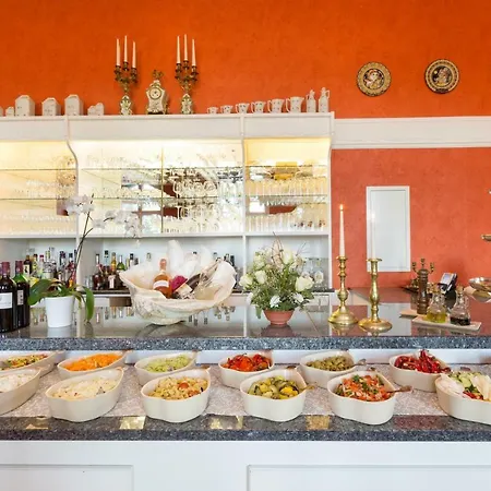 Schlosshotel فندق رالسفيك