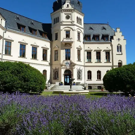 Schlosshotel